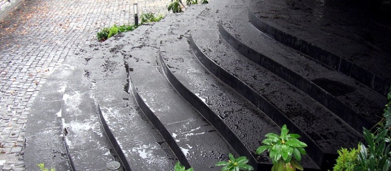 Kamień i drewno – czyszczenie i impregnacja